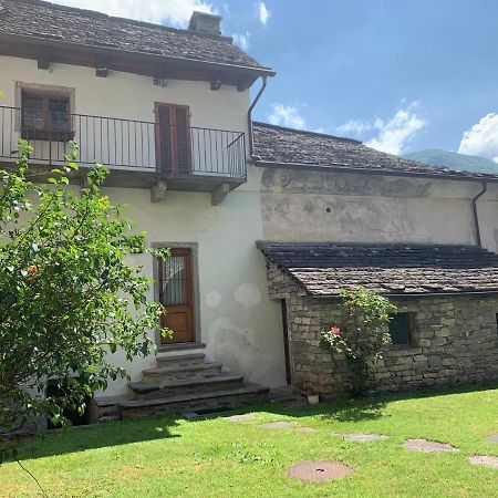 Appartamento Di Vacanza Casa Leoni Verscio Zewnętrze zdjęcie