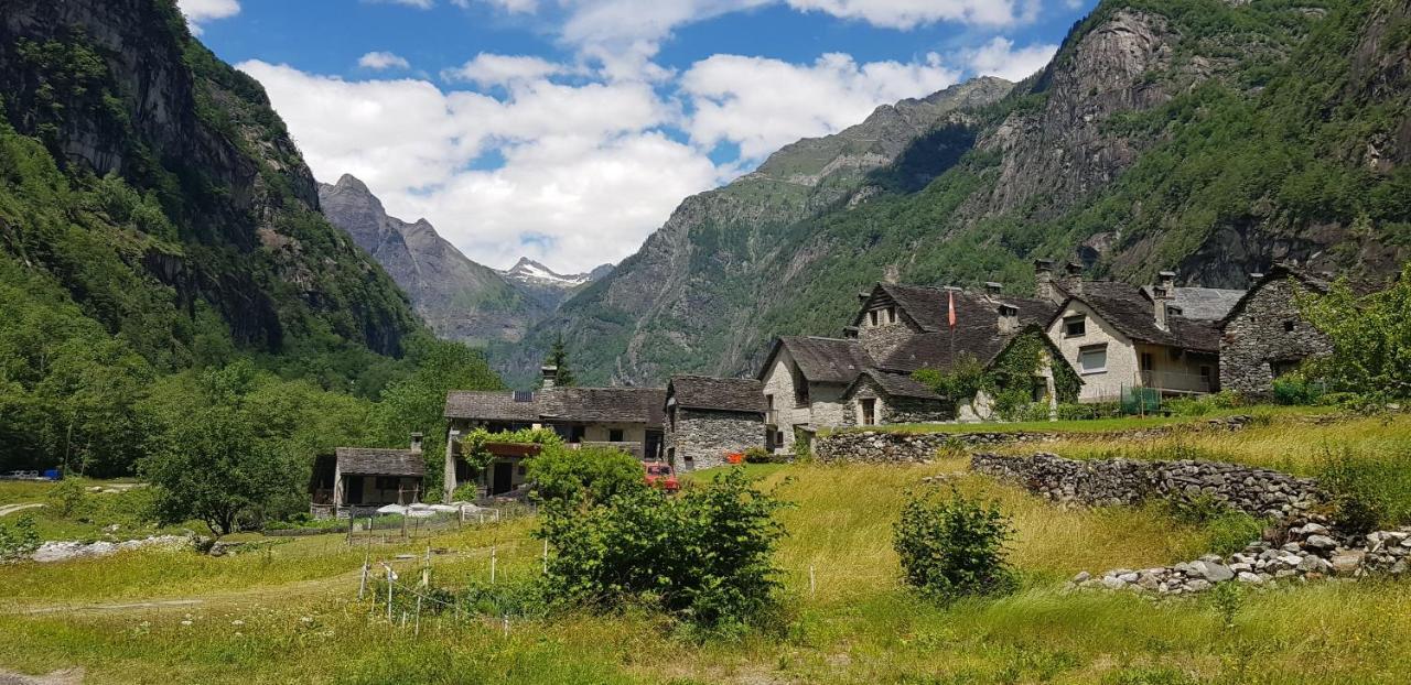 Appartamento Di Vacanza Casa Leoni Verscio Zewnętrze zdjęcie