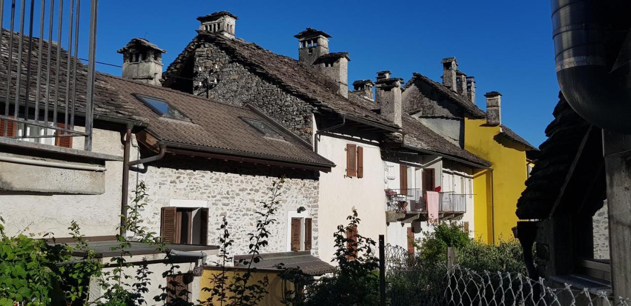 Appartamento Di Vacanza Casa Leoni Verscio Zewnętrze zdjęcie
